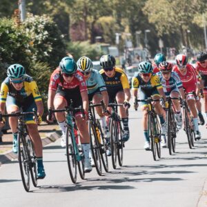 cycling, cyclists, race-4397606.jpg