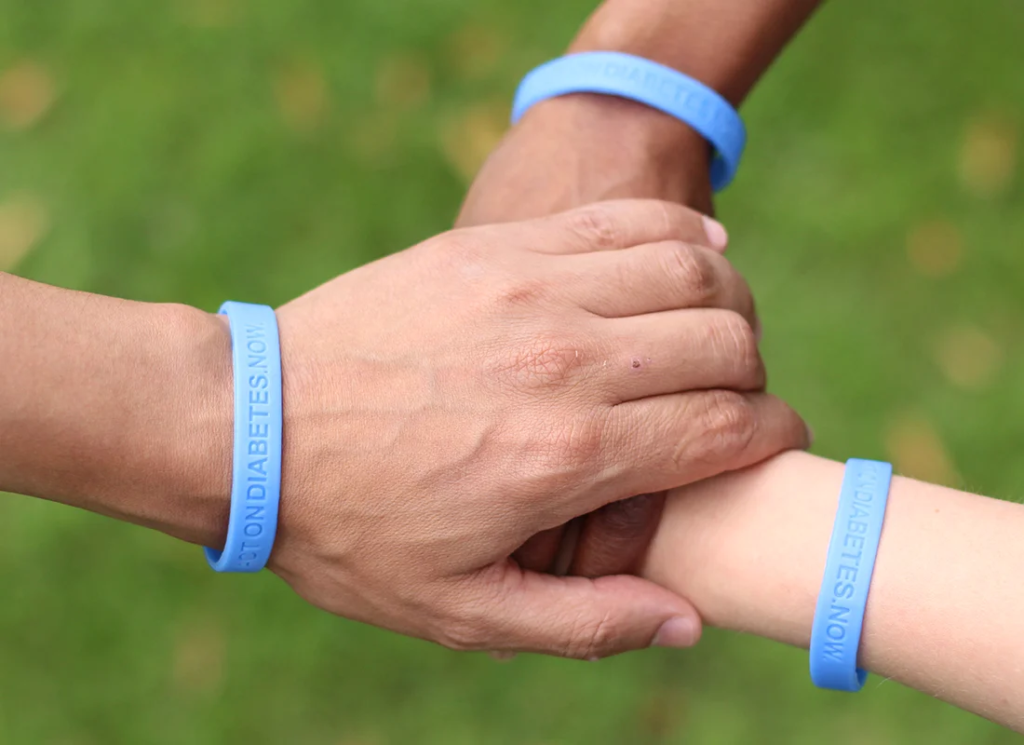 Monitoring blood sugar levels to manage diabetes without medication through lifestyle changes and regular checks.