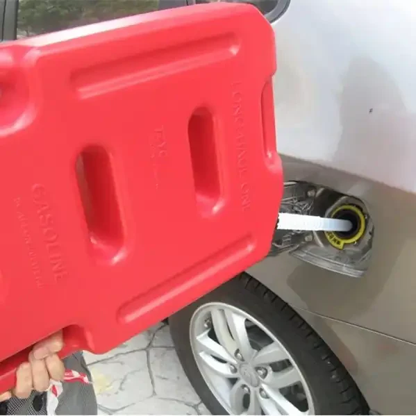 Best fuel storage containers for camping and off-roading | Jerry can vs Rotopax comparison