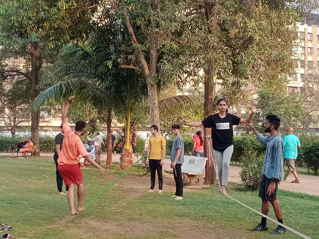 Join the Slackline Community in uae outqore.com
